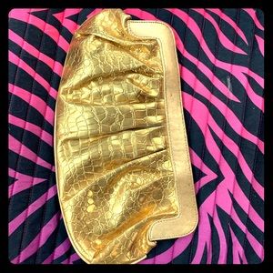 Gold clutch